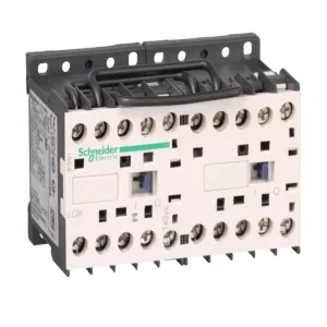 Реверсивный контактор Schneider Electric TeSys LC2K 3P 9А 400/380В AC 4кВт (ШНАЙДЕР) Реверсивный контактор Schneider Electric TeSys LC2K 3P 9А 400/380В AC 4кВт (ШНАЙДЕР)